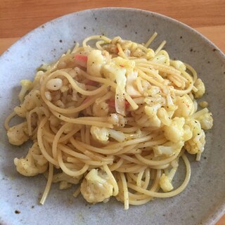 カリフラワーと押し麦のカレーパスタ